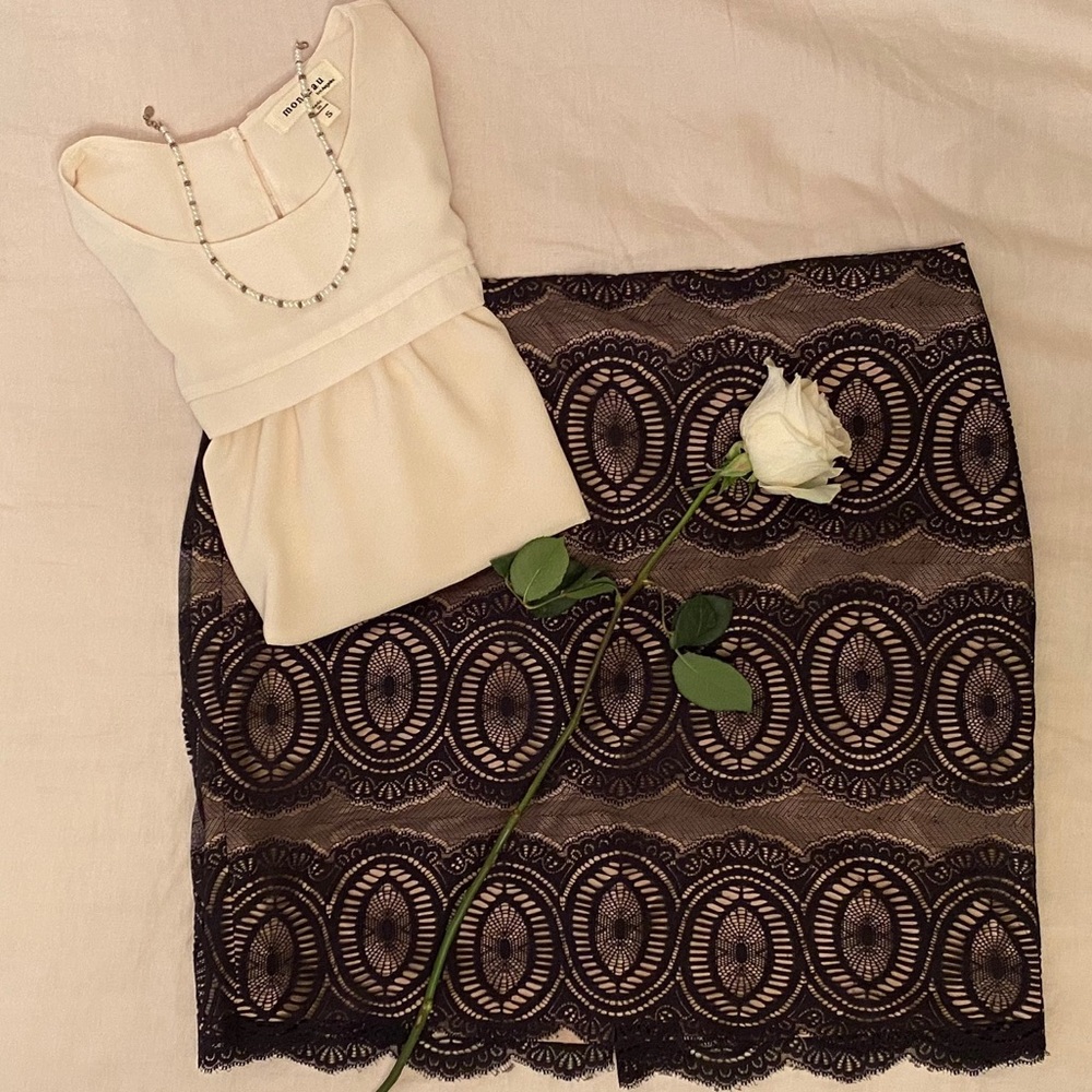 Lace Mini Skirt